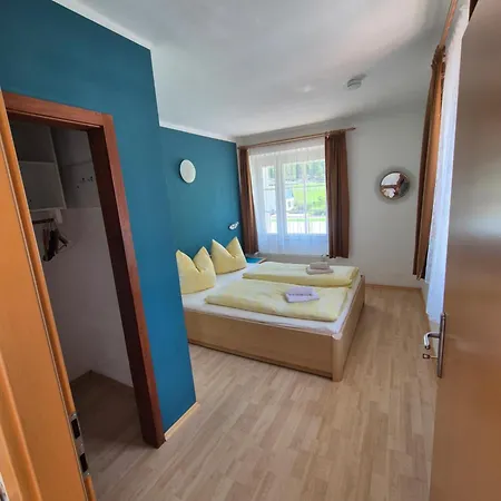 아파트 Appartementhaus Klammer 실리안