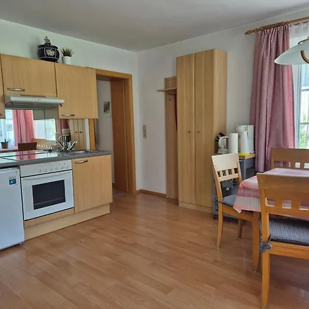 Appartementhaus Klammer 아파트 실리안
